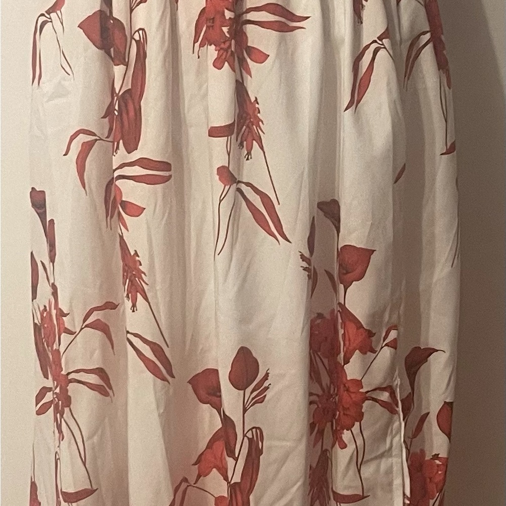 Long dress flower print.